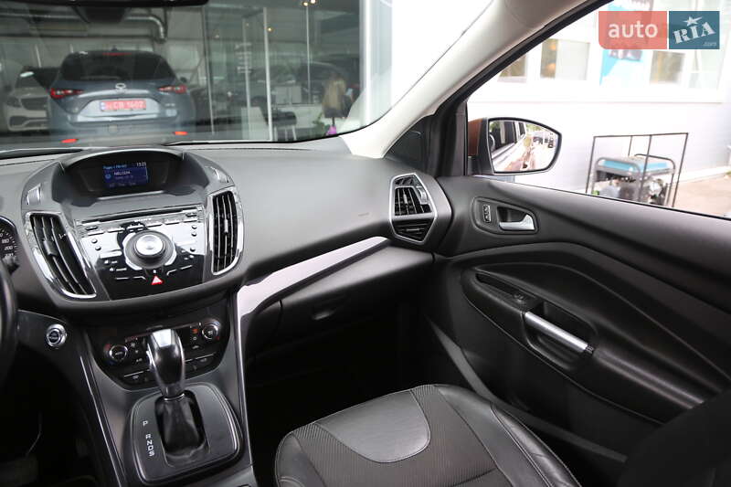 Внедорожник / Кроссовер Ford Kuga 2013 в Киеве