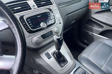 Внедорожник / Кроссовер Ford Kuga 2012 в 