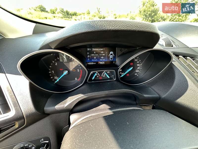 Внедорожник / Кроссовер Ford Kuga 2019 в Днепре