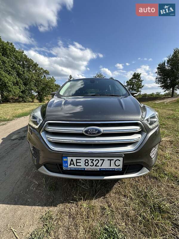 Внедорожник / Кроссовер Ford Kuga 2019 в Днепре