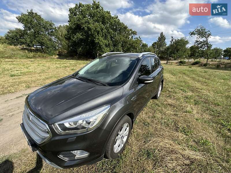 Внедорожник / Кроссовер Ford Kuga 2019 в Днепре