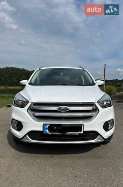 Внедорожник / Кроссовер Ford Kuga 2018 в Полтаве