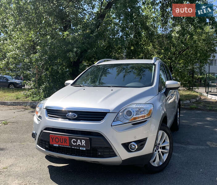 Внедорожник / Кроссовер Ford Kuga 2012 в Киеве