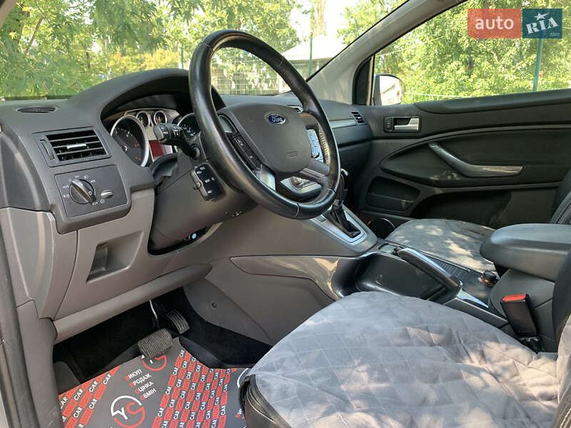 Внедорожник / Кроссовер Ford Kuga 2012 в Киеве
