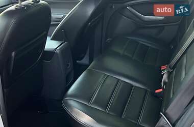 Внедорожник / Кроссовер Ford Kuga 2011 в 