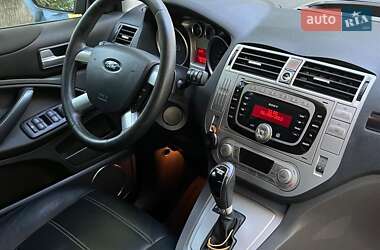 Внедорожник / Кроссовер Ford Kuga 2011 в 