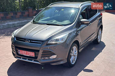Внедорожник / Кроссовер Ford Kuga 2014 в 