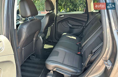 Внедорожник / Кроссовер Ford Kuga 2014 в 