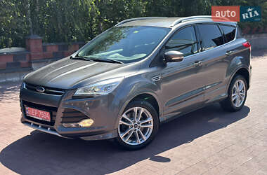 Внедорожник / Кроссовер Ford Kuga 2014 в 