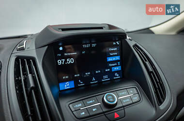 Внедорожник / Кроссовер Ford Kuga 2019 в 