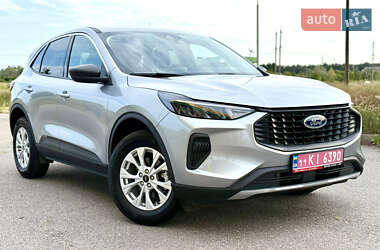 Внедорожник / Кроссовер Ford Kuga 2023 в Горишних Плавнях