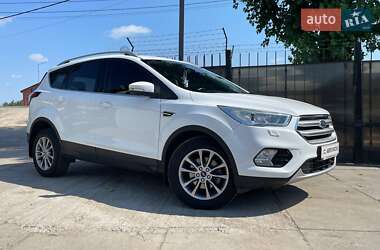 Внедорожник / Кроссовер Ford Kuga 2019 в Киеве