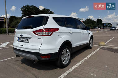 Внедорожник / Кроссовер Ford Kuga 2016 в 