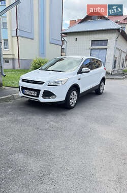 Внедорожник / Кроссовер Ford Kuga 2014 в 