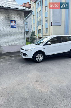 Внедорожник / Кроссовер Ford Kuga 2014 в 