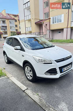 Внедорожник / Кроссовер Ford Kuga 2014 в 