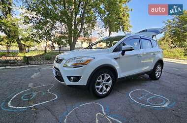 Внедорожник / Кроссовер Ford Kuga 2012 в Светловодске