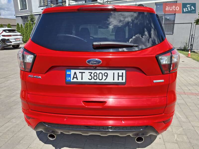 Позашляховик / Кросовер Ford Kuga 2018 в Івано-Франківську