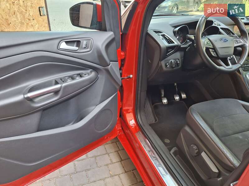 Позашляховик / Кросовер Ford Kuga 2018 в Івано-Франківську