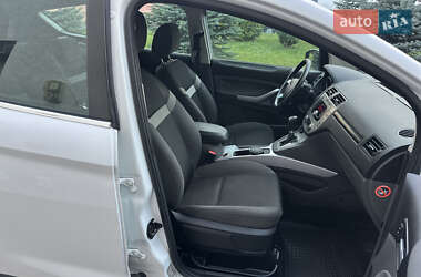 Внедорожник / Кроссовер Ford Kuga 2010 в 