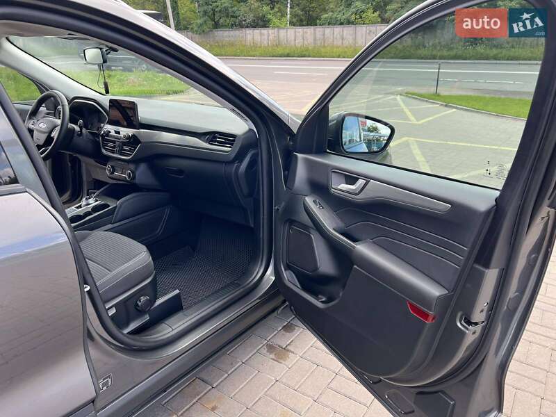 Внедорожник / Кроссовер Ford Kuga 2023 в Киеве фото 13 Внедорожник / Кроссовер Ford Kuga 2023 в Киеве