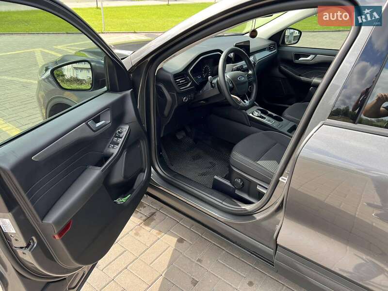 Внедорожник / Кроссовер Ford Kuga 2023 в Киеве фото 16 Внедорожник / Кроссовер Ford Kuga 2023 в Киеве