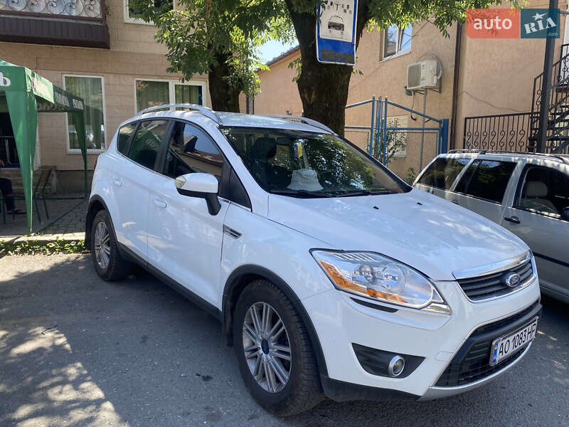 Позашляховик / Кросовер Ford Kuga 2012 в Рахові