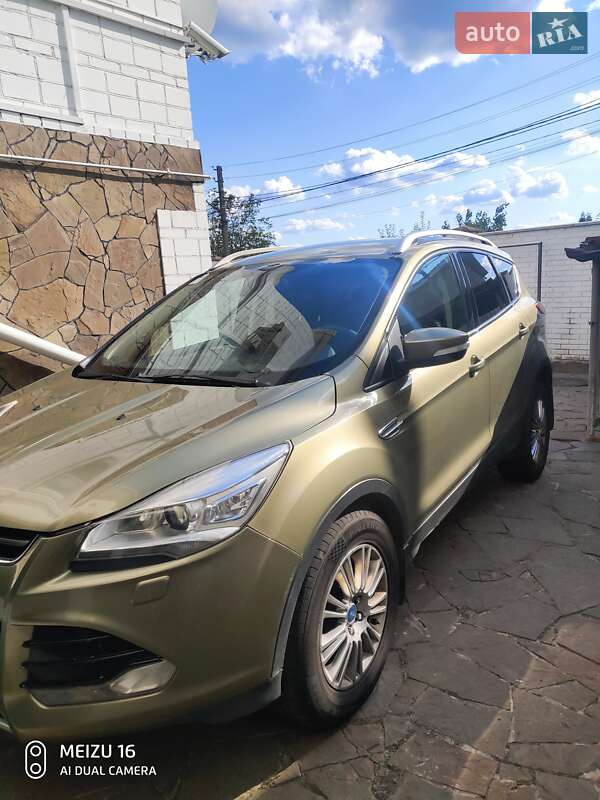 Позашляховик / Кросовер Ford Kuga 2013 в Києві
