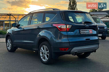 Позашляховик / Кросовер Ford Kuga 2019 в Києві