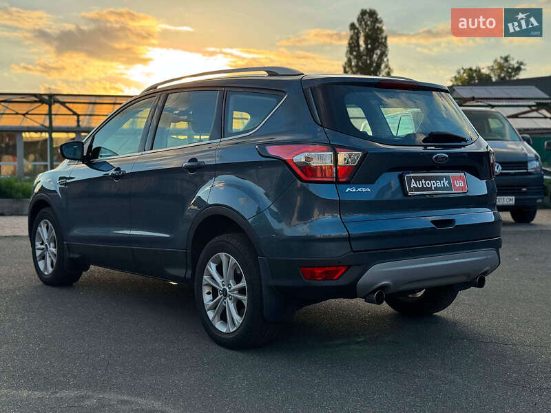 Внедорожник / Кроссовер Ford Kuga 2019 в Киеве