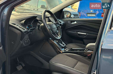 Позашляховик / Кросовер Ford Kuga 2019 в Києві