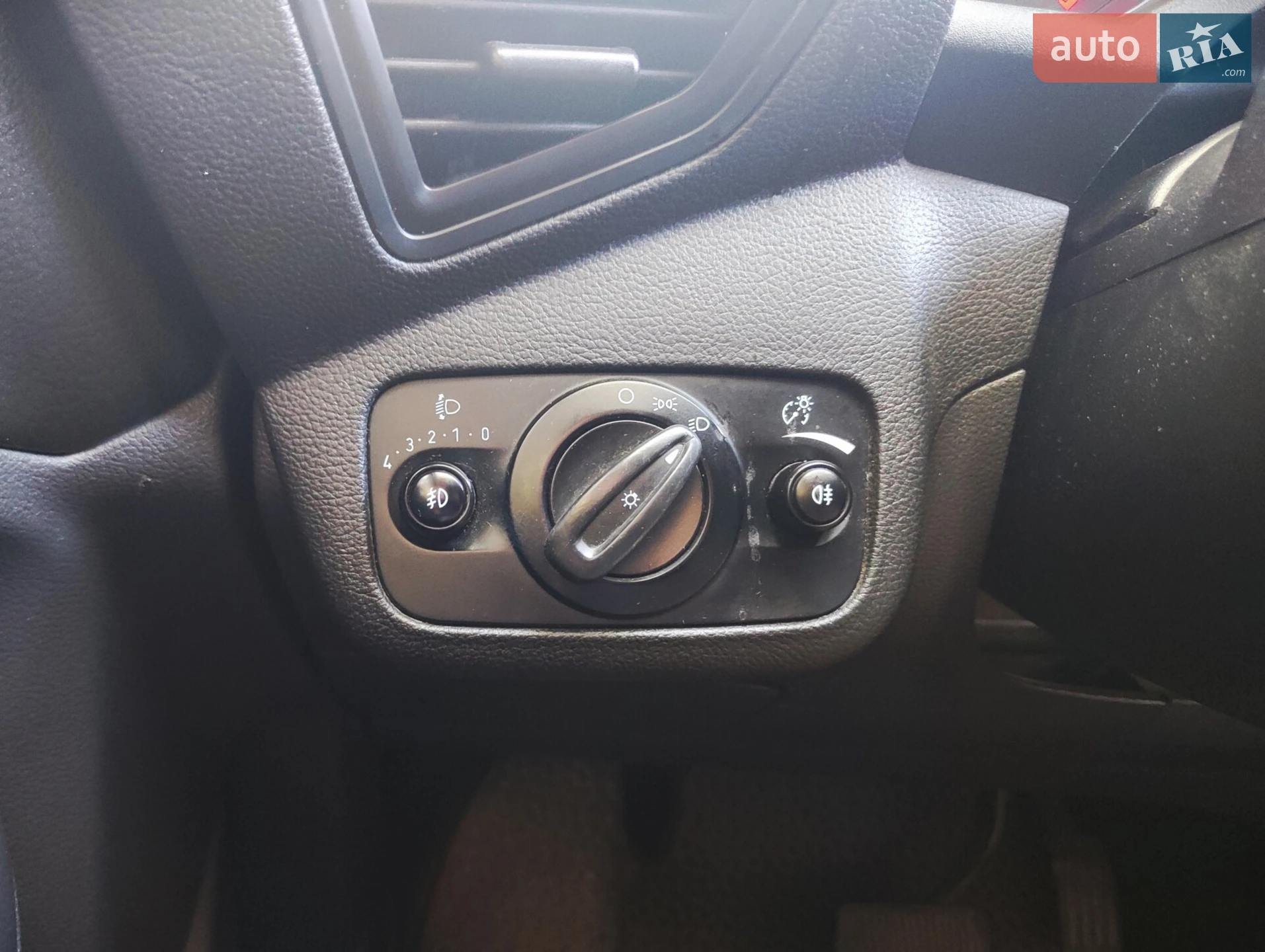 2015 Ford Kuga - мініатюра 26