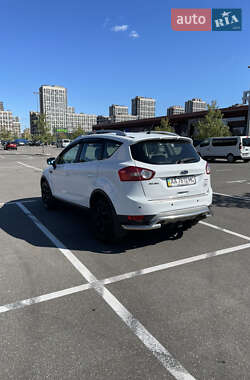 Внедорожник / Кроссовер Ford Kuga 2011 в 