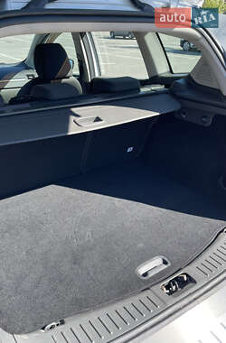 Внедорожник / Кроссовер Ford Kuga 2011 в 