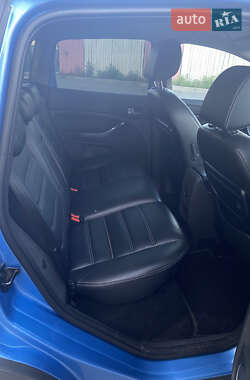 Внедорожник / Кроссовер Ford Kuga 2010 в 