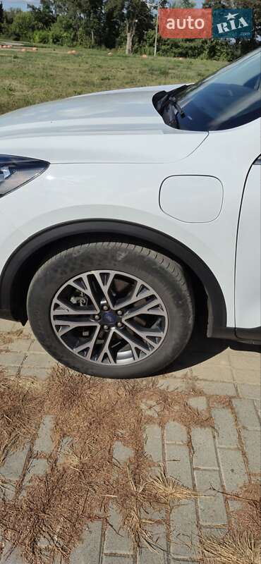 Внедорожник / Кроссовер Ford Kuga 2020 в Ромнах фото 10 Внедорожник / Кроссовер Ford Kuga 2020 в Ромнах