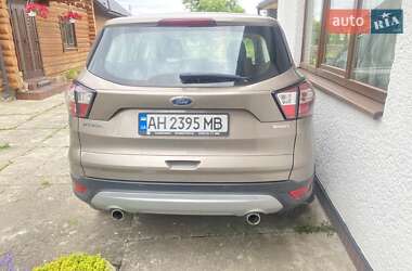 Внедорожник / Кроссовер Ford Kuga 2019 в 