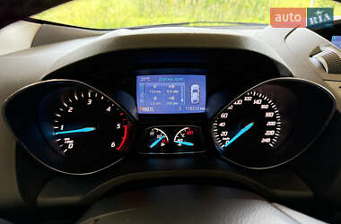 Позашляховик / Кросовер Ford Kuga 2013 в Львові