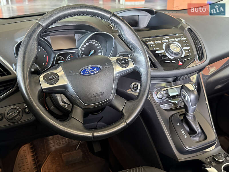 Внедорожник / Кроссовер Ford Kuga 2013 в Львове