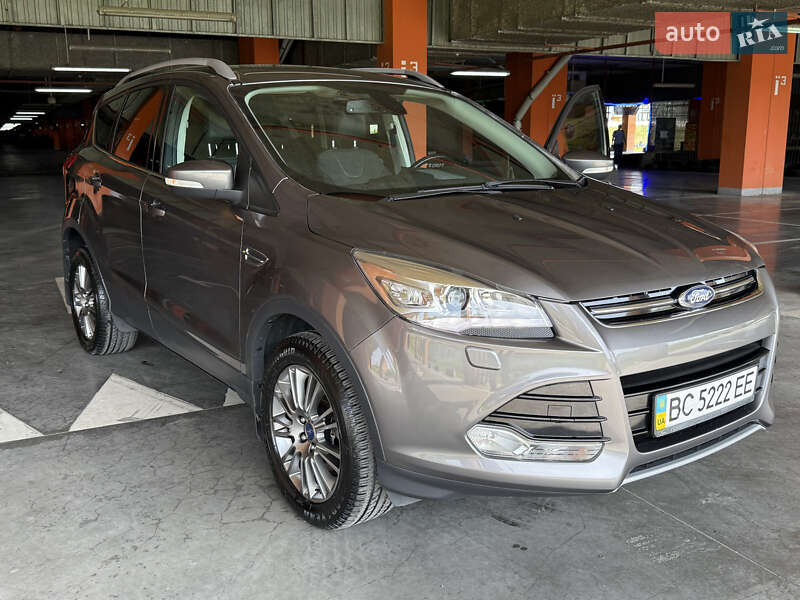 Внедорожник / Кроссовер Ford Kuga 2013 в Львове