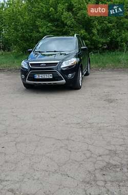 Внедорожник / Кроссовер Ford Kuga 2012 в 