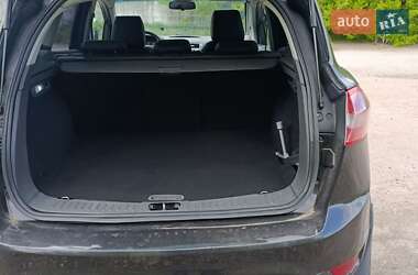 Внедорожник / Кроссовер Ford Kuga 2012 в 