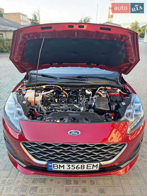 Позашляховик / Кросовер Ford Kuga 2020 в Києві