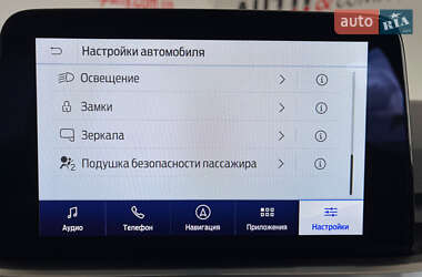 Внедорожник / Кроссовер Ford Kuga 2021 в 