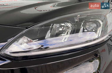 Внедорожник / Кроссовер Ford Kuga 2021 в 