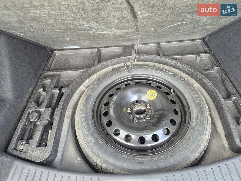 Позашляховик / Кросовер Ford Kuga 2013 в Львові