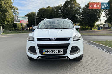 Внедорожник / Кроссовер Ford Kuga 2013 в 