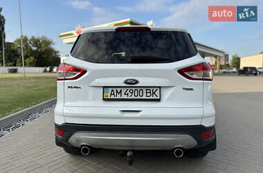 Внедорожник / Кроссовер Ford Kuga 2013 в 
