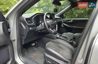Позашляховик / Кросовер Ford Kuga 2021 в Києві