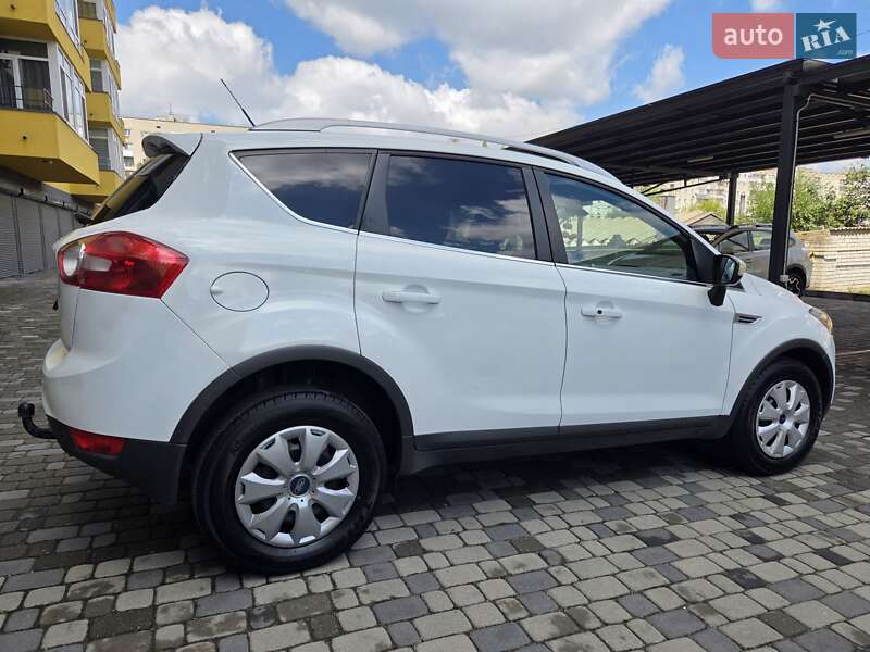 Внедорожник / Кроссовер Ford Kuga 2012 в Днепре